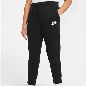 black nike sweatpants